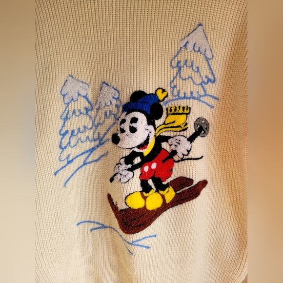 ❄️ Vintage 70's/80's Mickey Mouse Sweater - Size M ❄️ - Picture 2 of 5